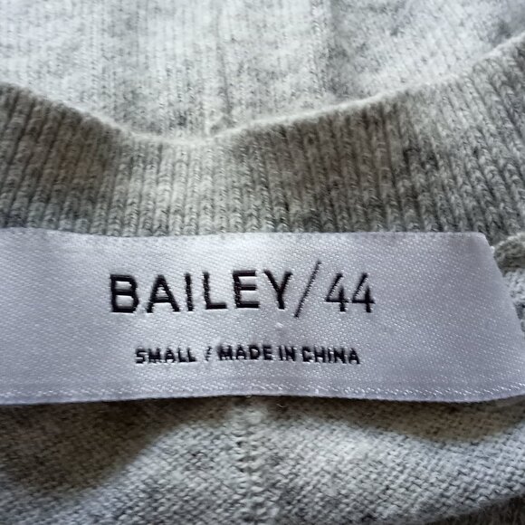 Bailey 44 Grey heather Olympus Cold Shoulder Arm Sweater sz S /B17 - Picture 8 of 9